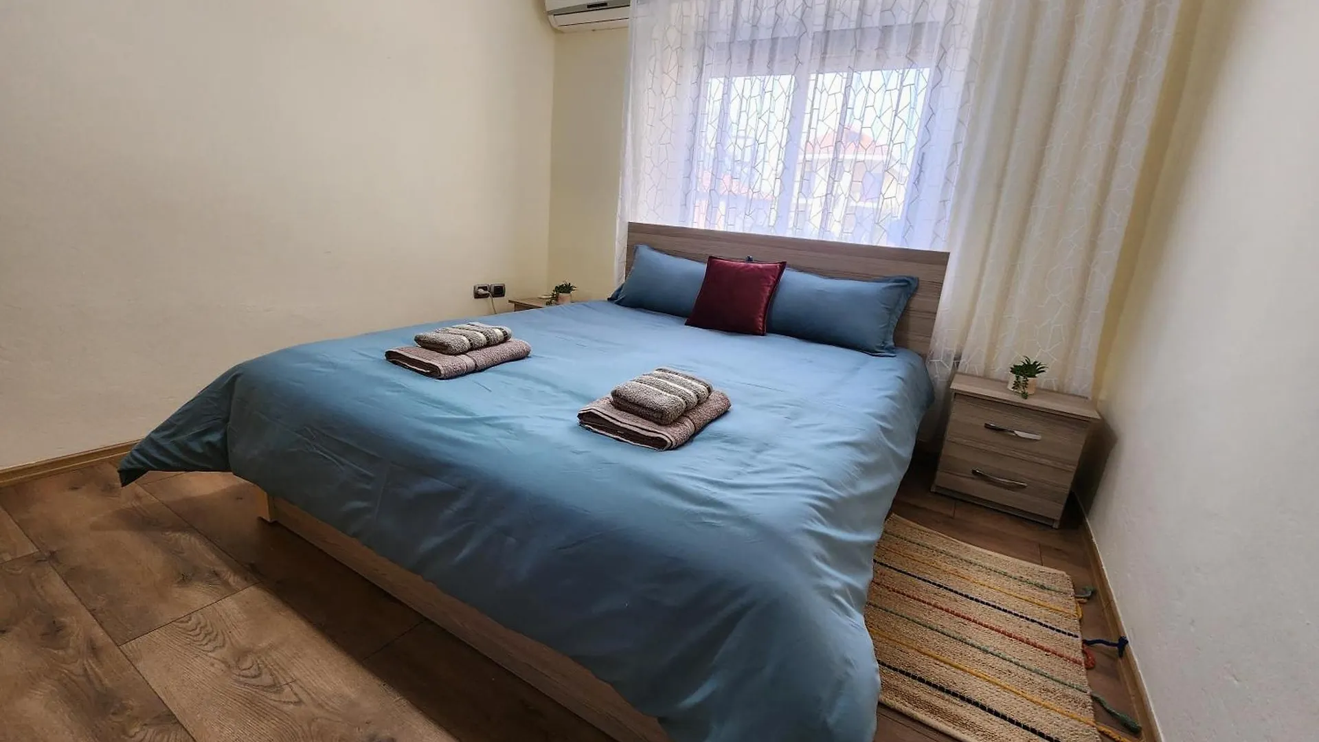 Emma'S Place Tirana