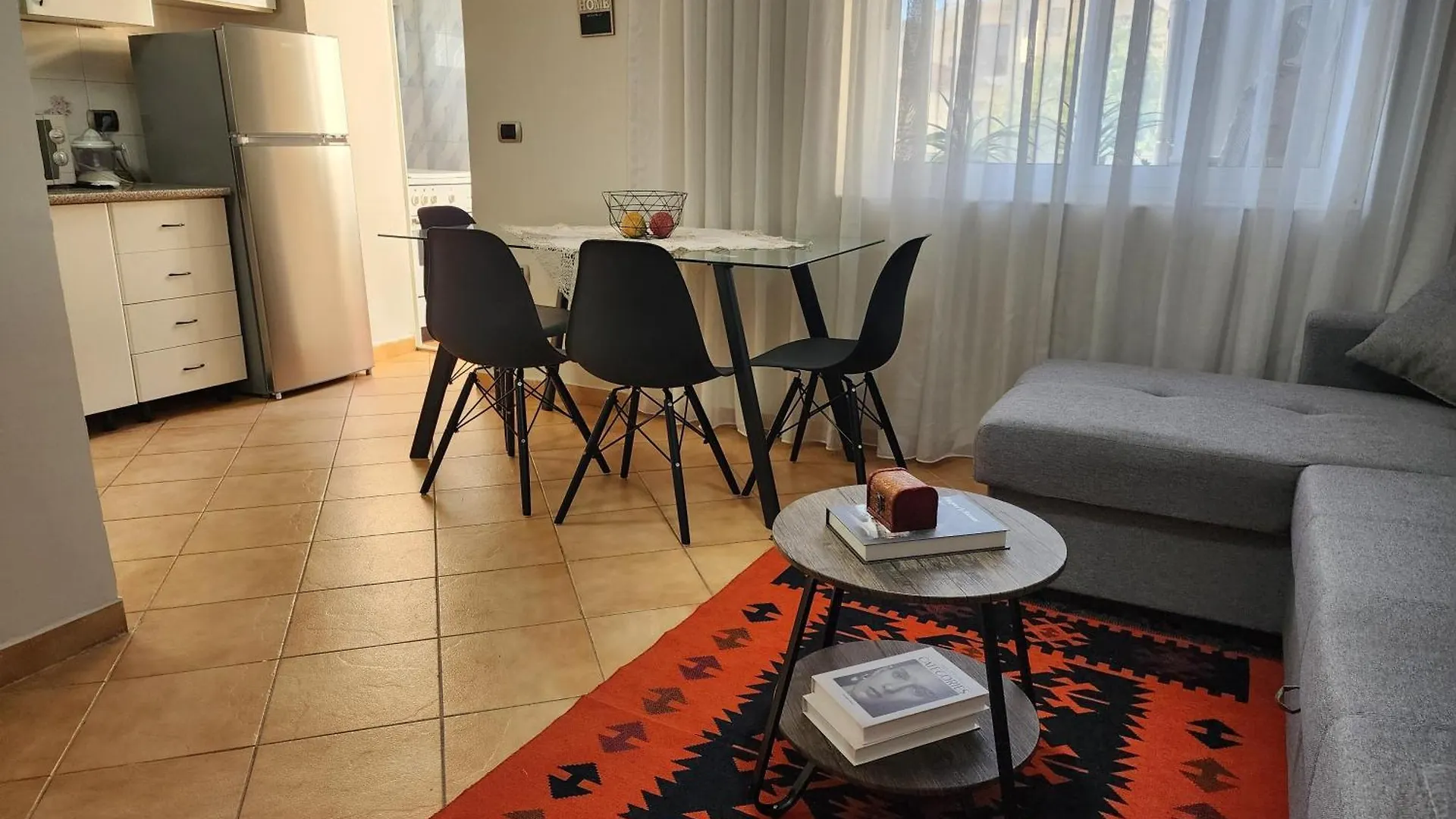 Emma'S Place Tirana 0*,  Albania